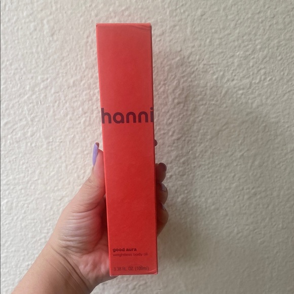 Hanni Good Aura Body Oil - Picture 6 of 8